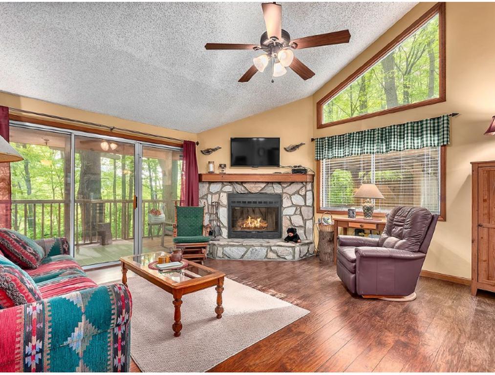 فيلا Smoky Mountain Treehouse ماجي فالي المظهر الخارجي الصورة